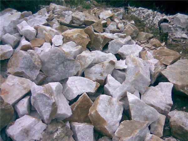 一臺(tái)400目石英石磨粉機(jī)怎么賣，價(jià)格是多少