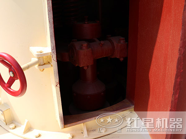 5R石粉雷蒙磨的細(xì)節(jié)展示